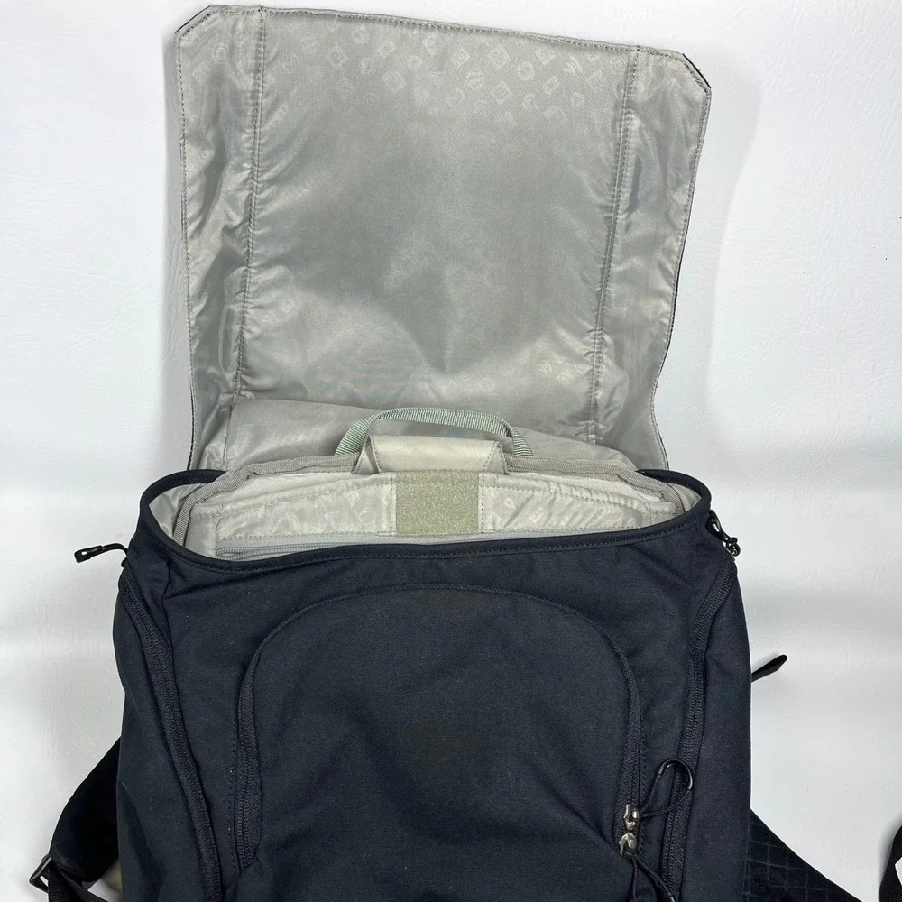 Osprey FlapJack Backpack Black Commuter Laptop Bag Daypack Urban Travel